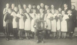 хор учащихся школы №2. 1957